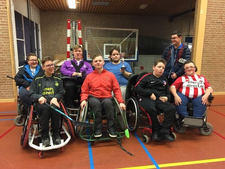 Van de afdeling bewegingsonderwijs Hockeytoernooi Op donderdag 25 januari zijn we weer naar het hockeytoernooi in Den Bosch geweest.