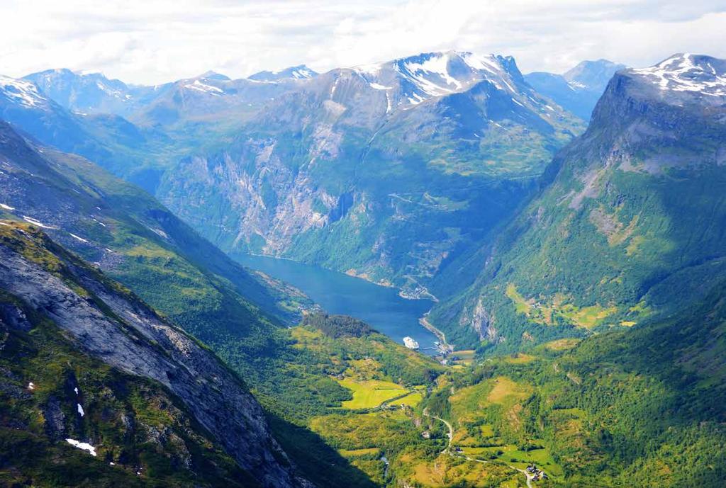 15d. Noorwegen Cruise van 7 tot 21 juli 2019 met Nieuw Statendam mooiste Noorse Fjorden gecombineerd met Noordkaap