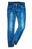 Jeans 60 euro Nu 5 % korting Muts 0 euro Nu 0 % korting