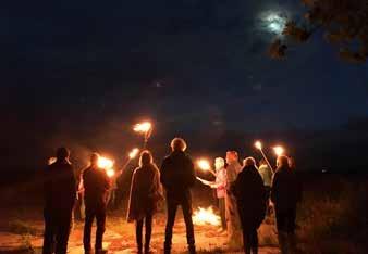 MAANDAG 10 JUNI 2019 NIJKLEASTER PINKSTER PAAD Op Tweede Pinksterdag gaan we wandelen. Het Pinksterpaad, een wandeltocht door het weidse Friese landschap, is inmiddels traditie bij Nijkleaster.