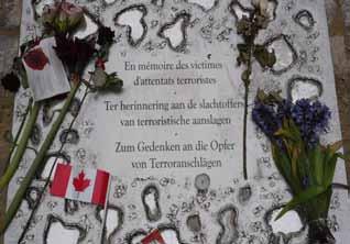 2.3. Slachtoffers van terreurdaden Als gevolg van de aanslagen van 22 maart 2016 heeft de Belgische regering een nieuw statuut van Nationale Solidariteit in het leven geroepen.