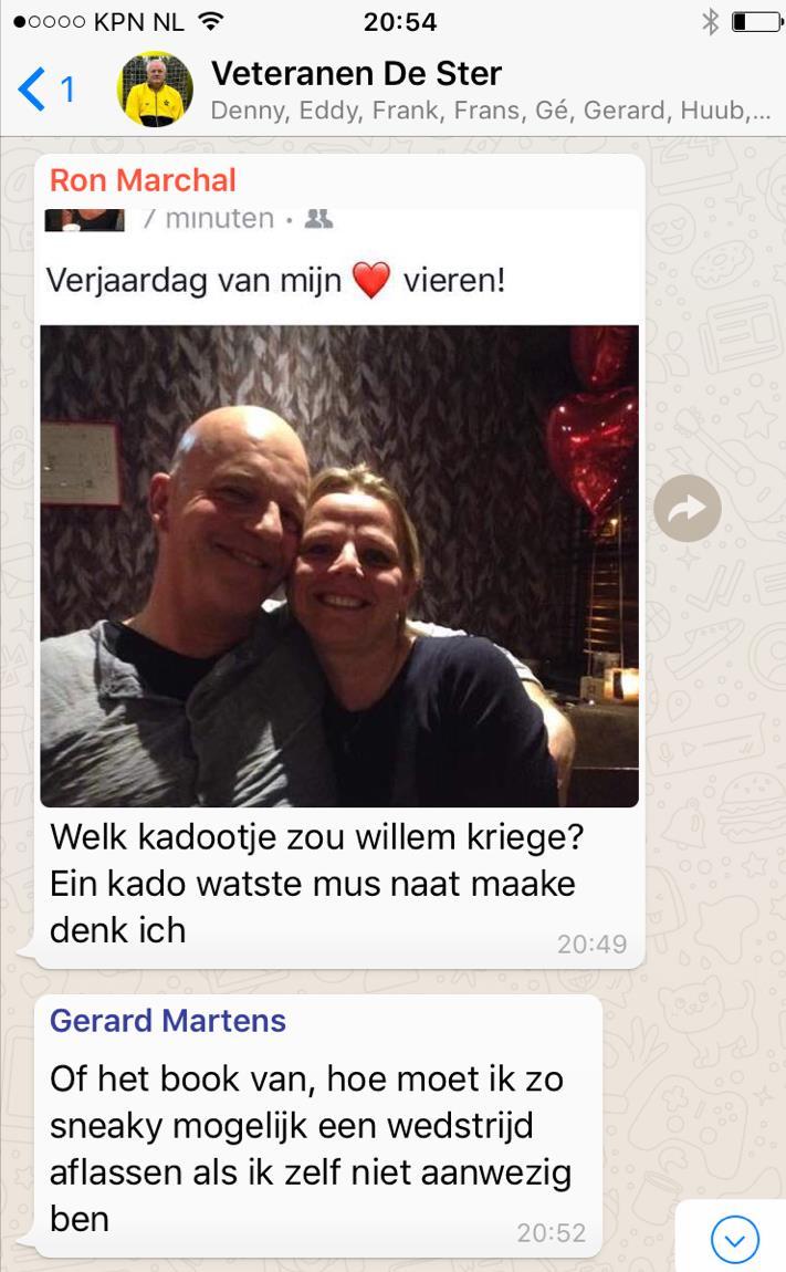 Unne sjtaek onger water, dae Willem mit unne glimlach op t gezich aan