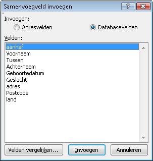 Het adressenbestand kan in WORD in een tabel worden gemaakt maar beter is het om een adressenbestand in EXCEL of ACCESS te maken.