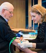 INFO VOOR PATIËNTEN [5] Informatiebijeenkomst voor artrosepatiënten: Zelf artroseklachten verminderen Meer dan een miljoen mensen in Nederland hebben artrose.