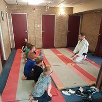 Zo is er een workshop karate en een workshop judo geweest.