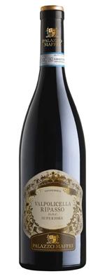 In de neus heerlijke aroma s van bosaardbei, veldbloemen en framboos. De smaak is sappig, elegant en heeft een aangename frisheid. 2016/17 CLOS BEYLESSE, CÔTES DE PROVENCE FLES 45.