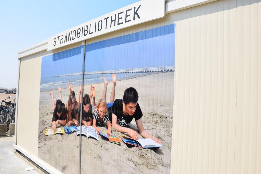 Topzomer voor de strandbibliotheek De strandbibliotheek heeft een echte topzomer achter de rug.