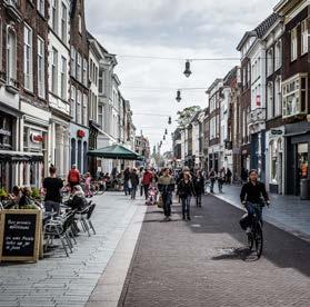 Maar ook de Parade en de Korte Putstraat zijn trekpleisters waar Bossche leensgenieters het zich goed laten