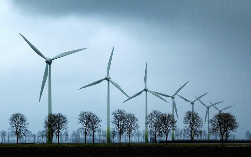 WINDENERGIE Op elke geschikte plaats In eigendom van een (lokale) coöperatie Wist je dat? Vlaanderen heeft de strengste geluidsnormen.