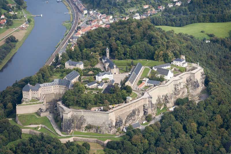 Rond de beroemde Mainzer Dom, één van de belangrijkste kerken van Duitsland, bevinden zich de gezellige straatjes en winkeltjes.