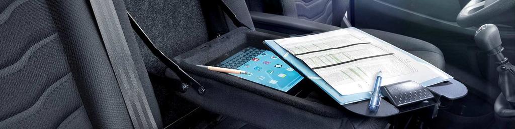 en centrale vergrendeling met afstandsbediening. Het nieuwe Italiaans design dashboard is toegespitst op ergonomie en comfort.