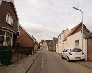 Bijzondere elementen zijn onder meer de dorpstoren, de tolbrug met tolhek en het bijbehorend wachtershuisje. Reeuwijk-Brug Reeuwijk-Brug is een langgerekt dorpslint.