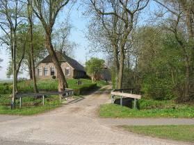 Bebouwing polder Mastenbroek damwandprofiel en van klein- naar grootschalig.