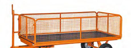 Kopwanden vast aan het platform geschroefd, lange wand aanhangbaar en uitneembaar. Wanden van stalen buis met middensteun en ingelast draadgaas 40 x 40 x 4, gepoedercoat oranje RAL 2004.