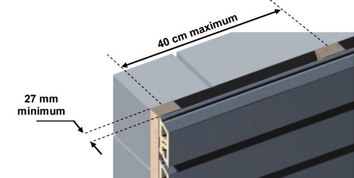 Maximaal 40 cm 5 mm Ruimte tussen de grond en het begin van de bekleding Geen enkel stuk mag zich op minder dan 20 cm van de grond bevinden.