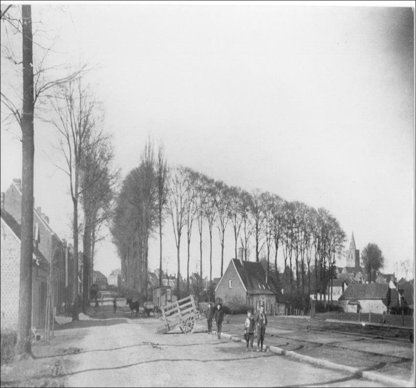 Nieuwkerkestraat komende uit