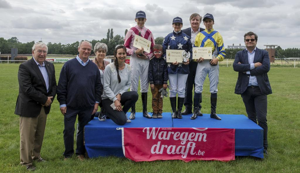 Laetitia Carmeliet. Na vier zonnige meetings in Waregem kunnen we concluderen dat Marc Steeland met 4 overwinningen als eigenaar de grote overwinnaar is van deze eerste editie.