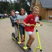 Leerlingen van de sportklas zullen in hun wekelijkse lesprogramma aanmerkelijk meer tijd besteden aan de activiteiten op het gebied van sport en bewegen dan in het reguliere lesprogramma.