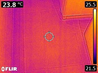 De gemiddelde kosten van radiatorfolie voor een woning liggen rond de 25,-.