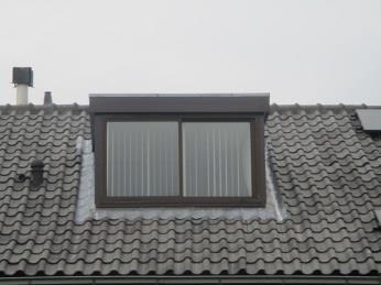 Dakkapel 2 de verdieping De dakkapel aan de achterzijde van de woning verkeert in goede technische staat.