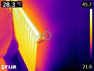 Radiatorfolie Op de onderstaande foto s ziet u een selectie van een aantal radiatoren uit de woning.