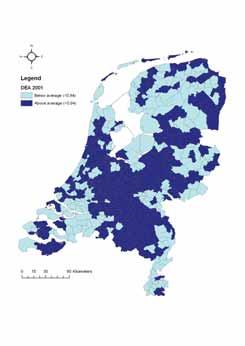 In de kaarten in figuur 9.5 kunnen we zien dat het patroon een geografische dimensie heeft.