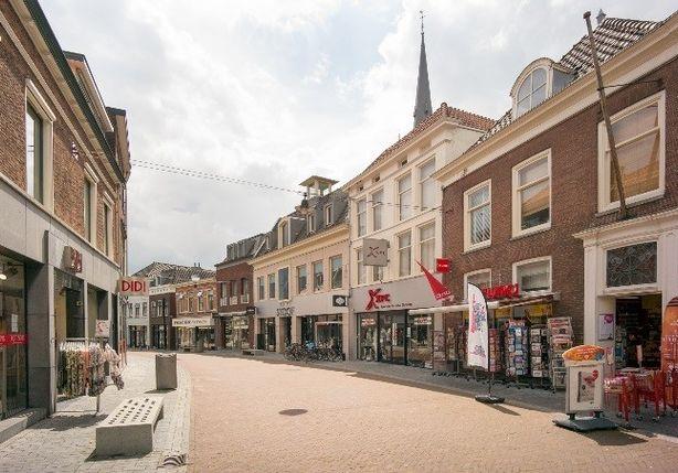 vlot te bereiken en Woerden beschikt over een treinstation.