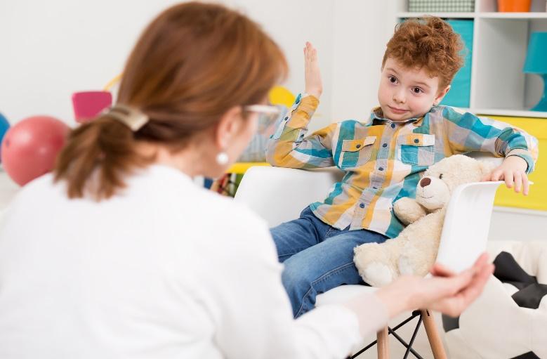 Kinderen met autisme Kinderen met autisme Inleiding Kinderen met autisme ervaren moeilijkheden op verschillende gebieden. Wat zijn deze moeilijkheden? Hoe zie je dit in het gedrag van kinderen?