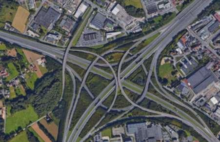 en vormt een verbindingsweg naar het centrum van Brussel. De Limburg Stirumlaan loopt van het centrum van Wemmel tot de R0 en ontsluit op die manier Wemmel met de R0.