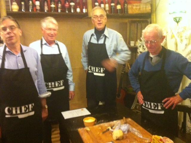 Een culinaire zondag-23 oktober 2016 Als dank voor hulp bij het fantastische 100-jarig bestaan van Dante- Alghieri op 28 mei van dit jaar werden helpers en medewerkers getrakteerd op een heel