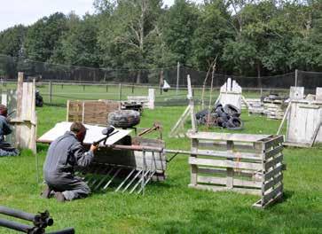 - Prijs vanaf 37,00 per persoon. - Minimaal 2 personen. Paintball Gezellig met uw collega s of vrienden een rondje paintballen? Paintball inclusief 150 kogels Maandag t/m donderdag: 22,00 per persoon.