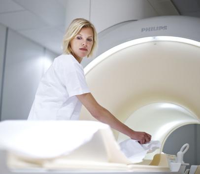 Resultaat 4: Vernauwing in bloedvat beter te beoordelen met MRI Een MRI levert mooie 3-dimensionale beelden op van de halsslagader en andere bloedvaten.