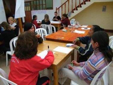 behoeve van kleinschalige projecten in het Noorden van Peru; deze projecten zijn vooral gericht op de verbetering van de sociale, economische en emotionele leefomstandigheden van alleenstaande