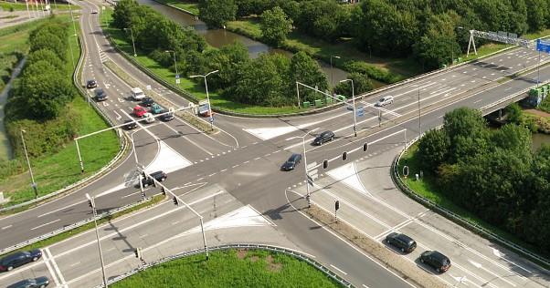 Medio 2015 is begonnen met fietsecoduct Stadsweg en in november weer geopend voor fietsers, voetgangers en dieren. Fietsecoduct Meedenpad is begin 2016 opgeleverd.