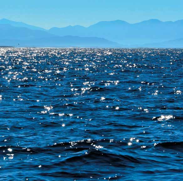 De planeet bestaat voor twee derden uit water.