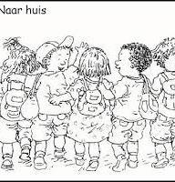 Naar huis/bso: Aan het eind van de schooldag gaan alle kinderen samen met de juf naar buiten. Wij vragen u vriendelijk uw kind binnen de schoolhekken op te halen.