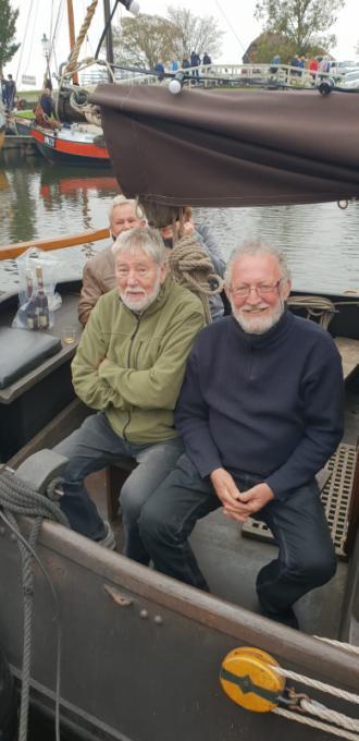 De schipper en de maat op het achterdek, door één van