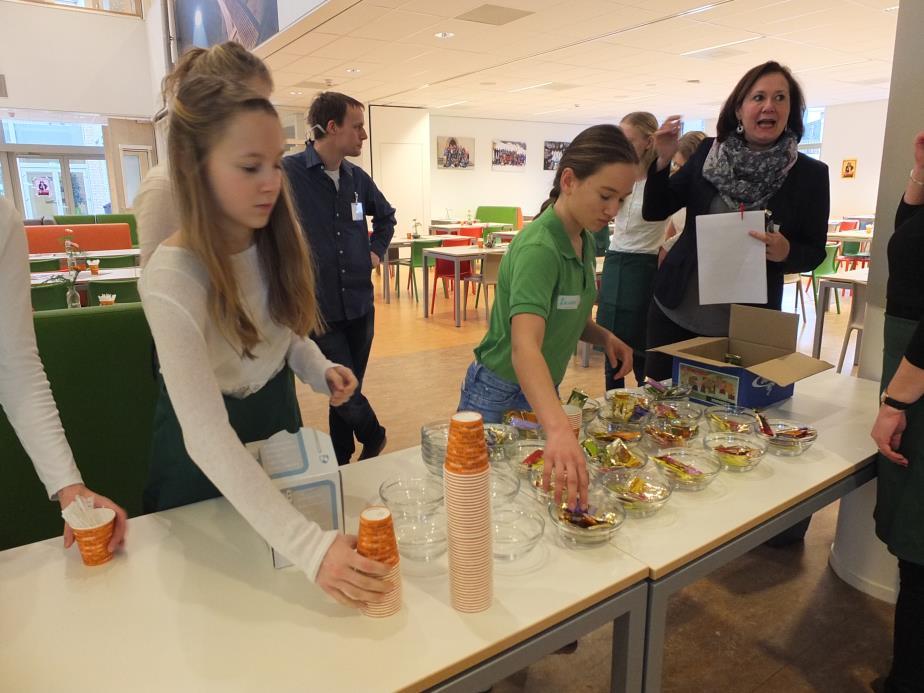 Ouderbetrokkenheid Oudervereniging Helpen op de Open Dag