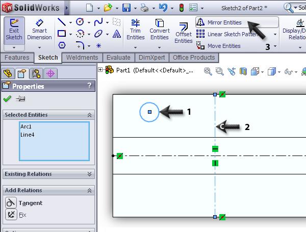 11 Spiegel nu de cirkel: 1. Selecteer de cirkel 2. Selecteer (met de <ctrl>-toets ingedrukt) de verticale centerline 3. Klik in de CommandManager op Mirror.