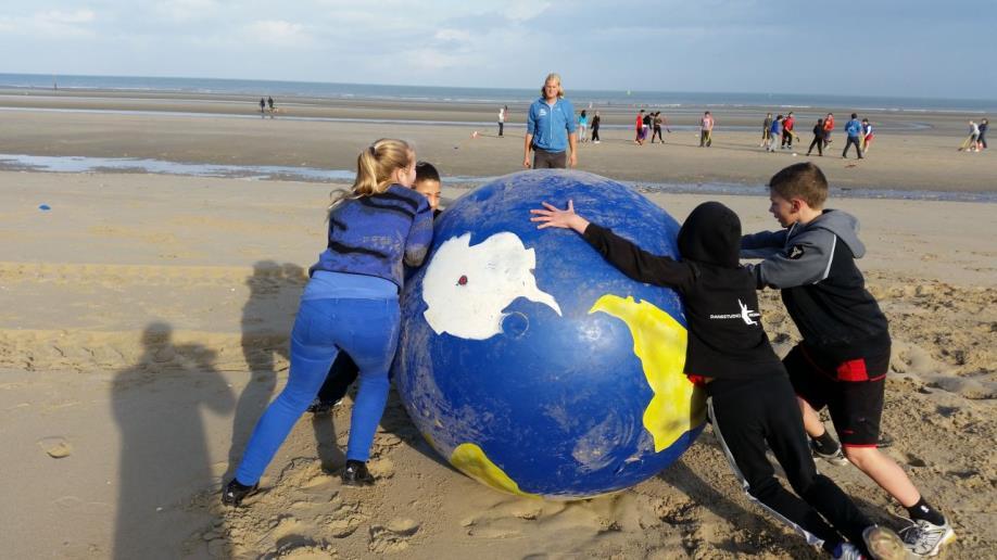 KLASDAGEN Alle klassen van het eerste gaan op donderdag 13 en vrijdag 14 september op klasdagen naar De Panne.