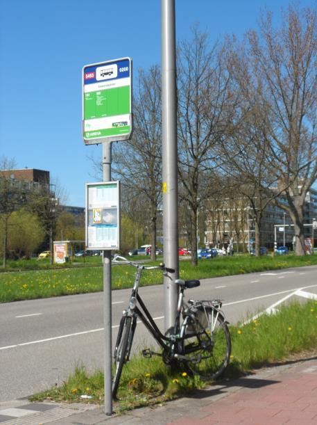 oosten van de Persant Snoepweg wordt verkort en de extra looptijd voor reizigers die van/naar deze halte fietsen wordt beperkt 6.