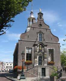 Deze dochter van graaf Floris IV van Holland en weduwe van Jan van Avesnes, bouwde het kasteel in een pas aangekochte polder aan de Schie.