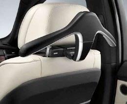 Aanbevolen wordt om de Baby Seat 0+ met de ISOFIX Base aan de ISOFIX houder van de auto vast te maken; hij kan echter ook alleen met de autogordel worden bevestigd. BMW Junior Seat 1.