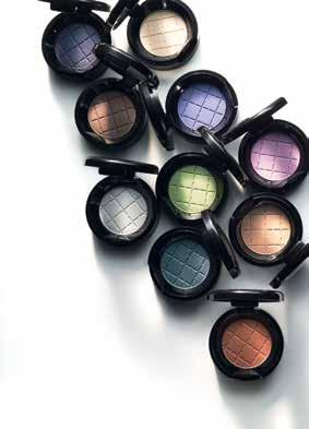 NC Colour Impact Eyeshadow Oogschaduw kan jouw uitstraling compleet transformeren van een lichte make-up voor de dag naar een meer dramatische avond make-up.