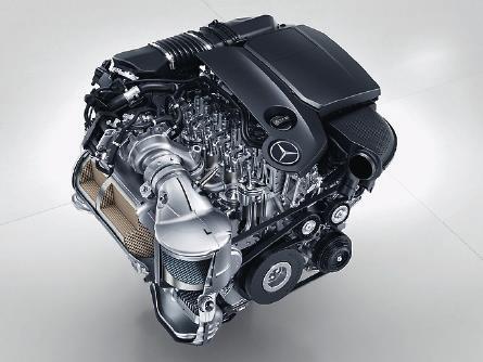 Kijkje in de motor technologie van de OM 654. Zuiniger en sterker, lichter en compacter. De toekomst van de dieselmotor OM 654. De nieuwe motor beschikt over meervoudige uitlaatgasrecirculatie (AGR).