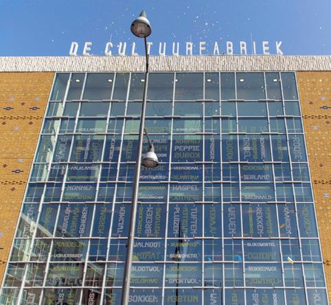 LOCATIE CURSUSSEN: CULTUURFABRIEK EN SPECTRUM De meeste cursussen, lezingen en workshops van Volksuniversiteit Veenendaal worden gegeven in de Cultuurfabriek aan het Kees Stipplein 74 in Veenendaal.