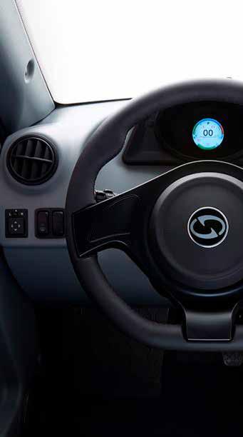 WORK / WORK L (BOX / PICKUP / PURE) Kenmerken INTERIEUR Infotainment systeem (Radio AM/FM, Bluetooth handsfree systeem, achteruitrijcamera, navigatiesysteem) Stoelverwarming Hemelbekleding met