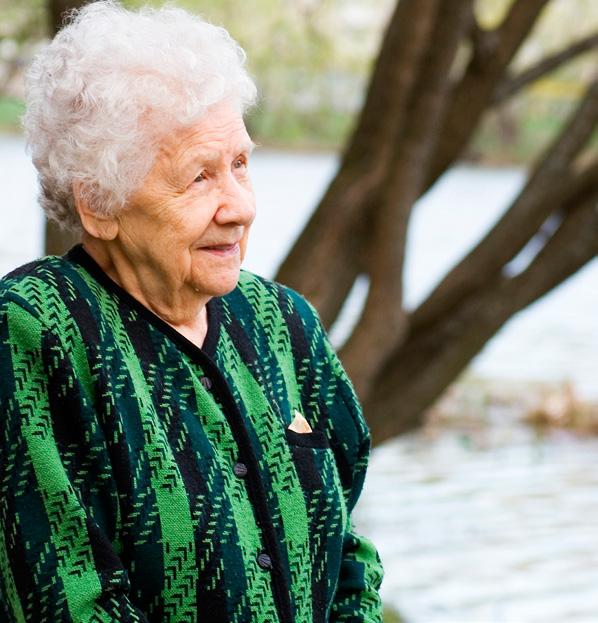 61 Bekijk het lesprogramma en de reader. - Huising Spelkaarten; Zo werkt Kleinschalig Wonen Het spel bestaat uit kaartjes met daarop allerlei vragen, dilemma s en foto s.