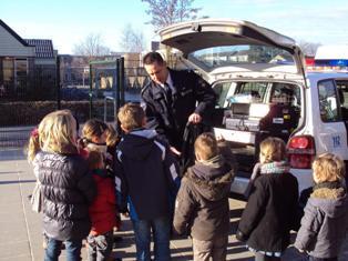 Om verkeerseducatie op scholen te stimuleren en een hoge kwaliteit te waarborgen, is er een keurmerk in het leven geroepen.