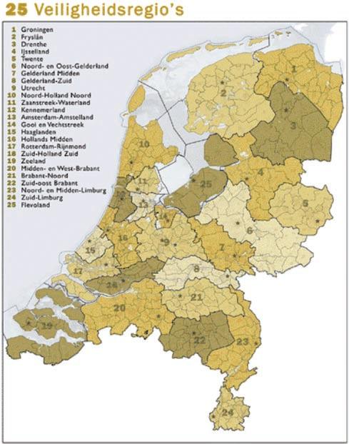3.2 Grensregio s tussen Nederland en Duitsland 3.2.1 Nederlandse grensregio s met Duitsland Voor de grensoverschrijdende bijstandsverlening is het van belang te weten welke Nederlandse veiligheidsregio s behoren tot de grensregio s met Duitsland.